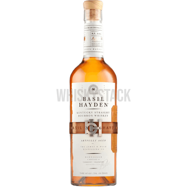 Oplev Basil Hayden's Bourbon: En unik blanding af sødme og krydderi. Ideel for både nye og erfarne bourbonelskere